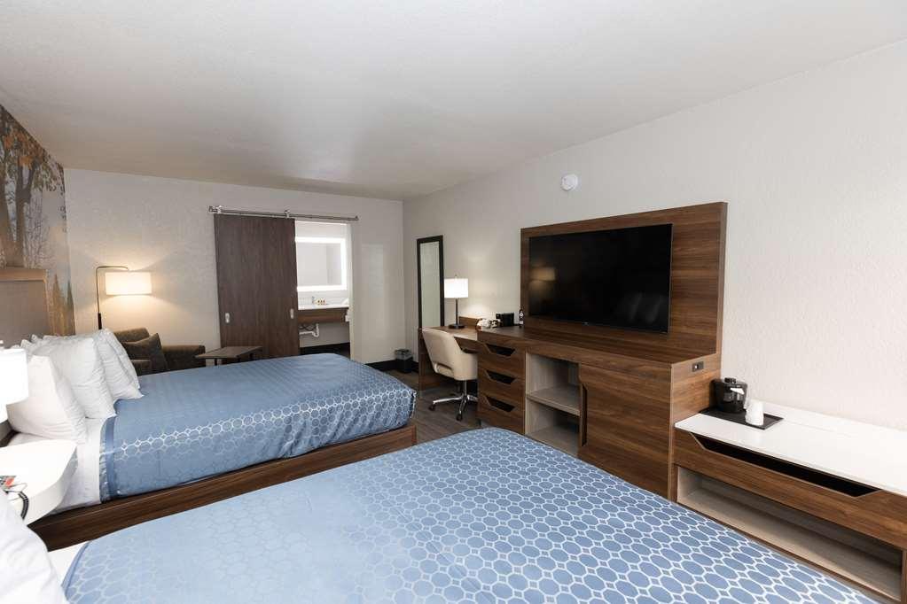 Bhagat Hotels Stone Mountain Atlanta BW Signature Collection Такер Номер фото